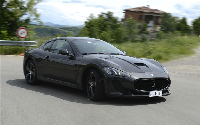 2014 Maserati GranTurismo MC Stradale HD Wallpaper 17 Views:6492 Date:2013/10/3 22:54:17