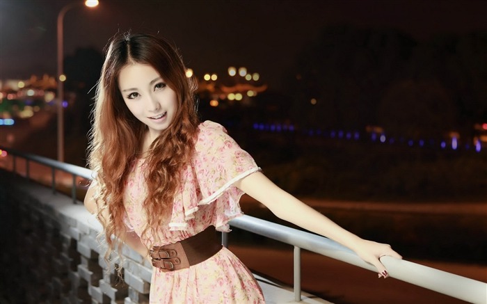 asian girl dress belt brunette-Girl photo wallpaper Views:8698 Date:2013/10/26 11:50:07