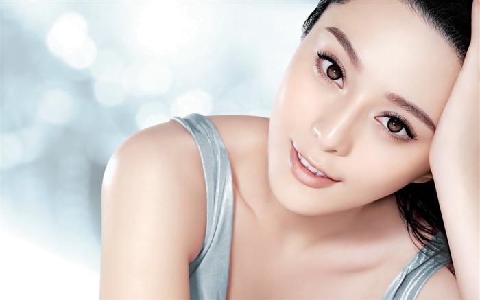 gorgeous asian girl-Best HD Wallpaper Views:8864 Date:2013/10/23 11:05:32