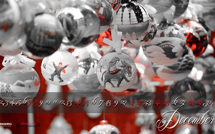 Christmas Decorations-December 2013 Calendar Wallpaper Views:8796 Date:2013/11/30 6:39:11