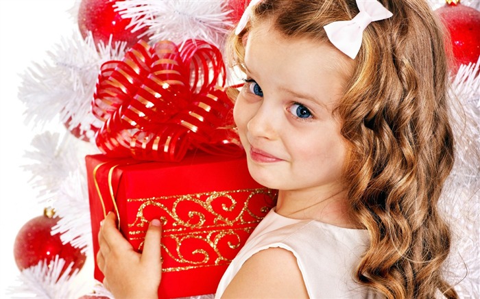 Cute kids Merry Christmas Holiday Wallpaper 06 Views:8542 Date:2013/12/23 8:18:52