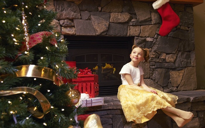 Cute kids Merry Christmas Holiday Wallpaper 11 Views:8312 Date:2013/12/23 8:21:26