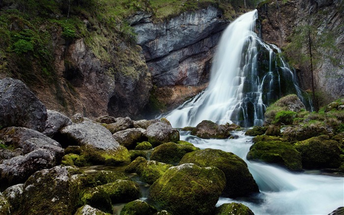 cascata de montanha longa exposição-HD papel de parede de mesa Visualizações:9422