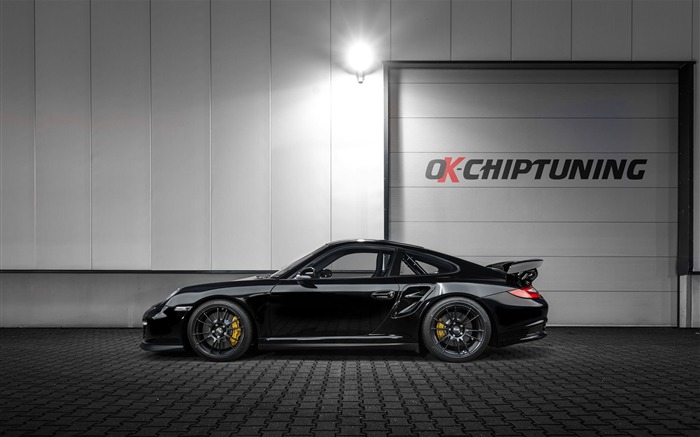 2014保时捷911 GT2的汽车高清壁纸 浏览:8172