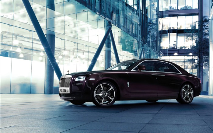 Fondo de pantalla de Rolls Royce Ghost V-Specification 2015 02 Vistas:8203