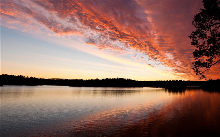 clouds reservoir plumose easy air-Pictures HD Wallpaper Views:8619 Date:2014/1/29 0:26:58