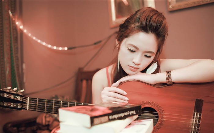 girl guitar mood-beauty photo wallpaper Views:8023 Date:2014/1/27 21:56:12