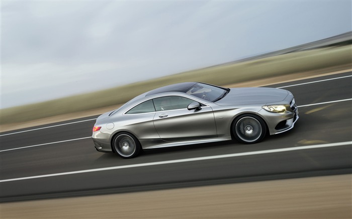 2015 Mercedes-Benz S-Class Coupe Auto HD Wallpaper 13 Views:8091 Date:2014/2/11 19:04:42