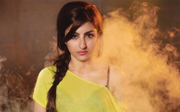 Soha Ali Khan-girls photo Wallpapers Views:8757 Date:2014/3/11 18:51:44