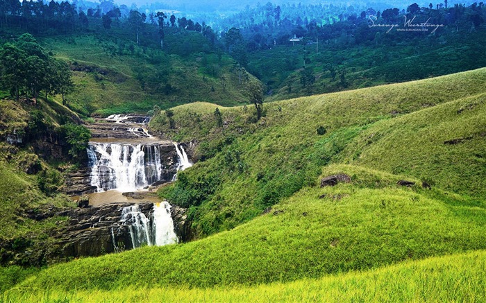 Fondo de pantalla de montaña y agua corriente-Sri Lanka Win8 Vistas:9789