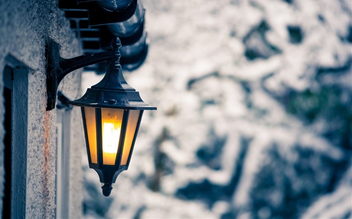 lantern light glare-High quality desktop wallpaper Views:6531 Date:2014/5/26 9:22:48