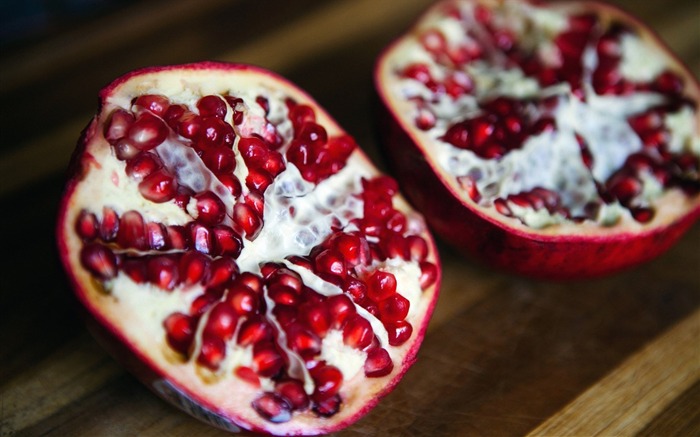 pomegranate red seeds-High quality desktop wallpaper Views:7361 Date:2014/5/26 9:26:10