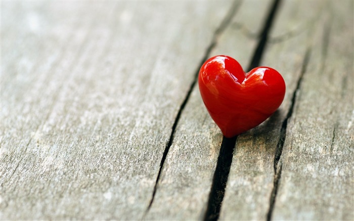 red heart love-High quality desktop wallpaper Views:11687 Date:2014/5/26 9:27:11