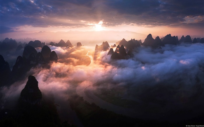 Guilin Yangshuo mist-Windows Theme Wallpaper Views:15997 Date:2014/8/11 7:49:30