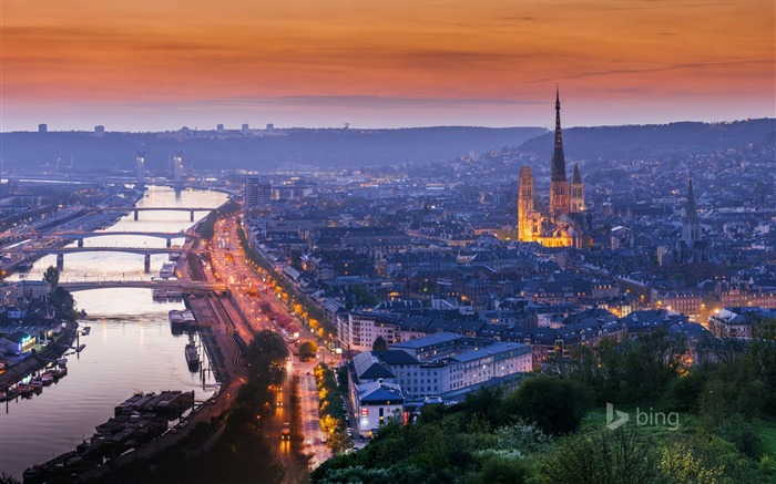 Río cerca del fondo de pantalla de la ciudad-Bing tema Vistas:7607