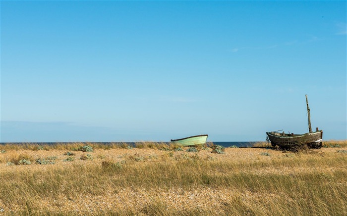 abandoned fishing boats-photo HD Wallpaper Views:8584 Date:2014/8/12 9:15:18