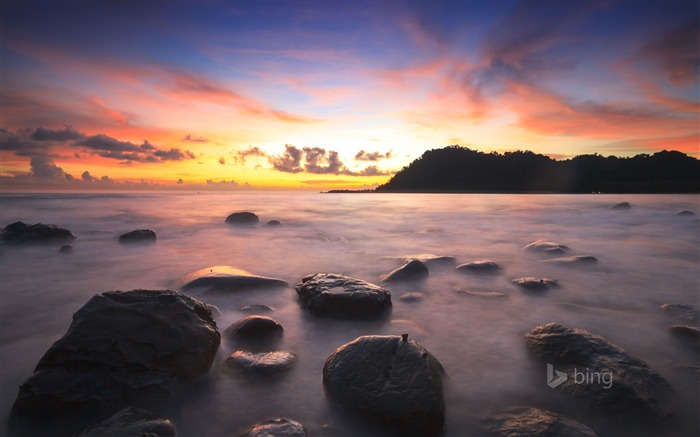 Agosto 2014 Bing tema oficial fondo de pantalla Vistas:37389