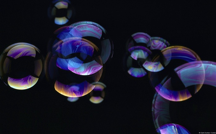 Transparent bubble-Windows Theme Wallpaper Views:12218 Date:2014/9/22 7:30:35