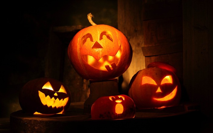 2014 Halloween pumpkins theme wallpaper Views:23746