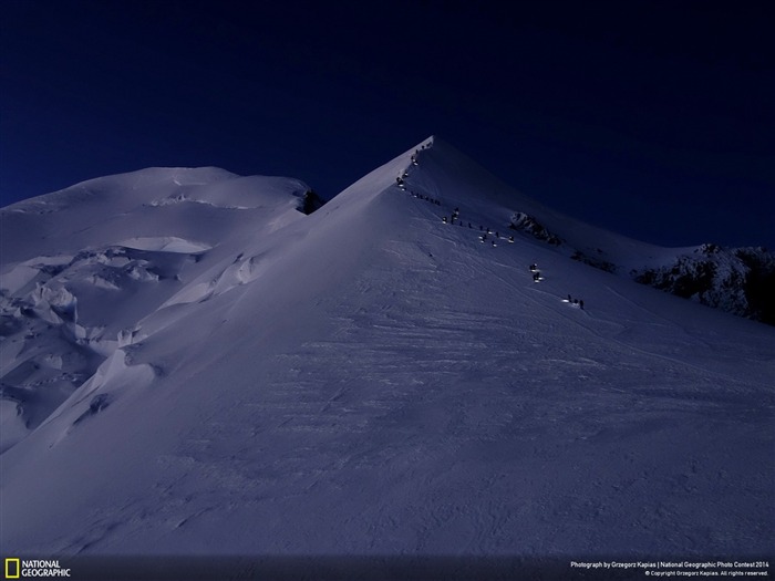 Mont Blanc lights-National Geographic Wallpaper Visualizações:9719