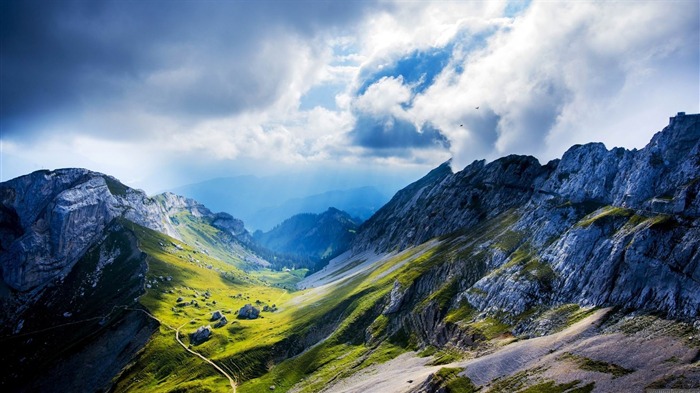 Mount Pilatus Switzerland-Scenery HD Wallpaper Views:15071 Date:2014/10/10 7:40:27