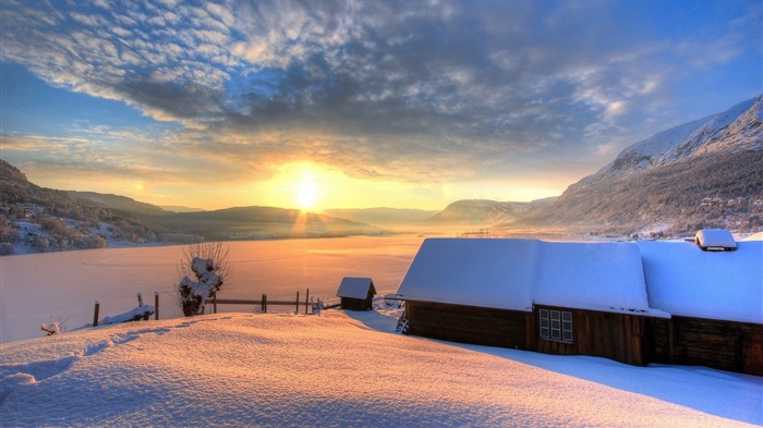 Winter first snow landscape HD wallpaper 09 Views:10332 Date:2014/11/12 7:33:56