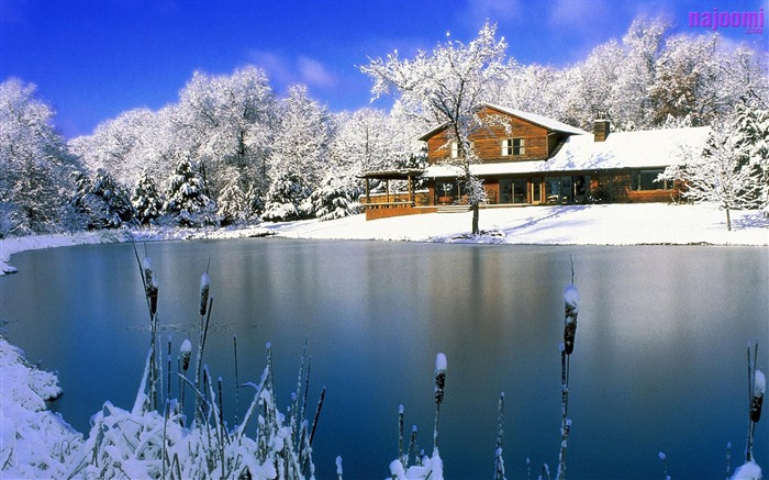 Winter first snow landscape HD wallpaper 15 Views:16055 Date:2014/11/12 7:38:20