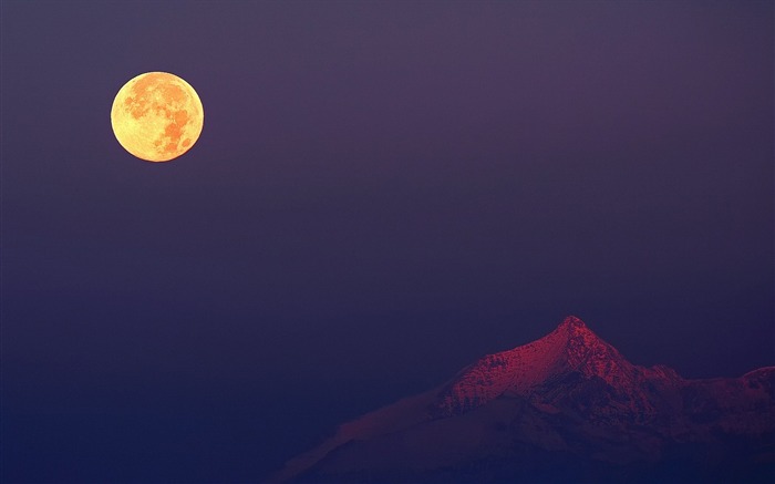 Montanhas da lua italia-Fotos HD Wallpaper Visualizações:13355