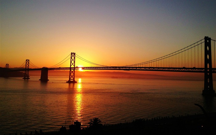 Oakland Bay Bridge Sunset-Cities desktop wallpaper Views:6845 Date:2014/12/11 8:07:53