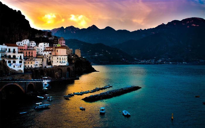 amalfi coast landscape-Cities desktop wallpaper Views:12343 Date:2014/12/11 7:52:07