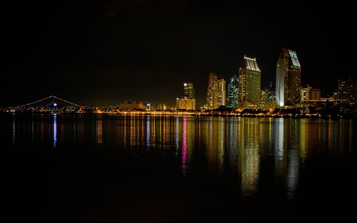 coronado island at night-Cities desktop wallpaper Views:8291 Date:2014/12/11 7:59:44