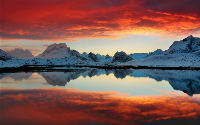 selfjord reflections-Nature wallpaper Views:8271 Date:2014/12/12 23:37:32