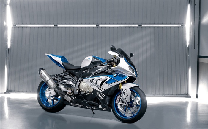 BMW HP4-High quality HD Wallpaper Views:10143 Date:2015/1/9 23:11:11