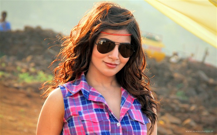 samantha shirt-Photo HD widescreen wallpaper Views:7067 Date:2015/1/23 22:40:22