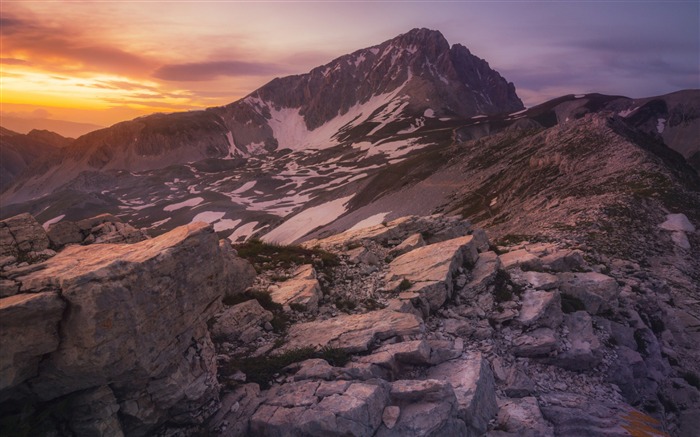 abruzzo italy-HD Scenery Wallpaper Views:10478 Date:2015/3/21 21:50:08