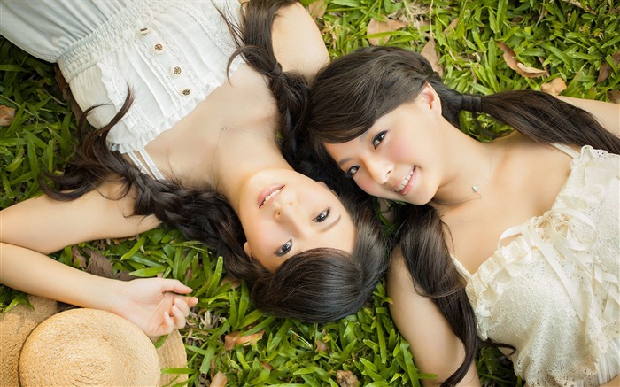 Chinese twins beauty girls photo HD wallpaper 03 Views:10493 Date:2015/4/4 1:48:21