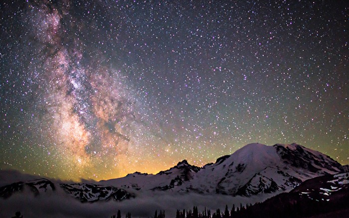 Amazing milky way-HD Photoshoot Wallpaper Views:15164 Date:2015/7/11 1:26:10