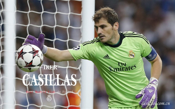 Real Madrid star Iker Casillas HD Wallpaper 09 Views:8427 Date:2015/7/11 2:30:40