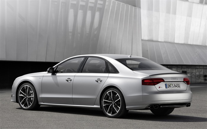 2016 Audi S8 Plus Silver HD Wallpaper 03 Views:7182 Date:2015/8/13 10:22:46