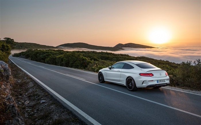 2016メルセデスAMG C63 Sクーペ壁紙 ブラウズ:11408