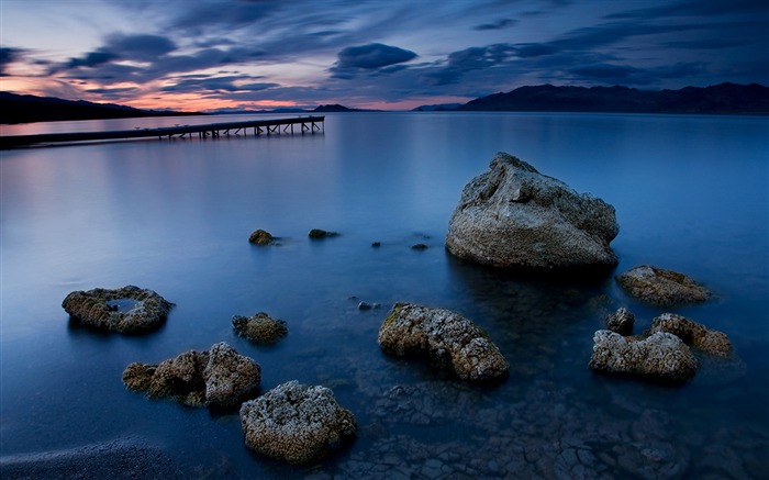 美丽湖泊夜景-自然壁纸 浏览:7811