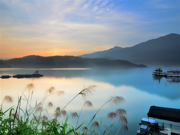 Beau lac coucher de soleil-Fond d'écran Paysage Vues:9133