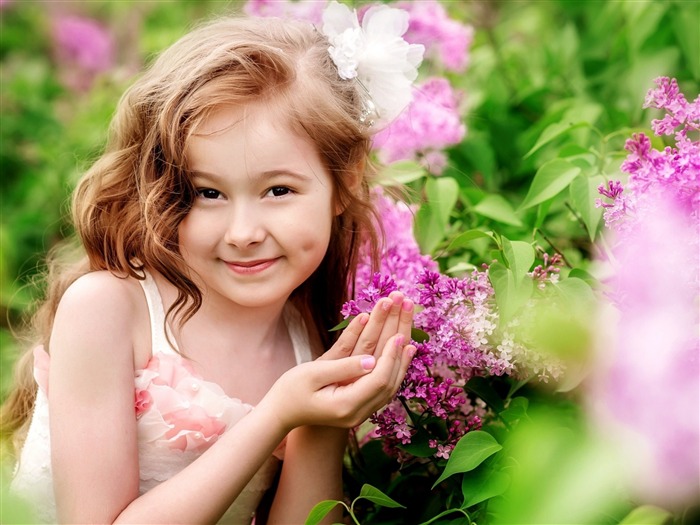 enfants fille sourire affectueux-photo fond d'écran Vues:8356