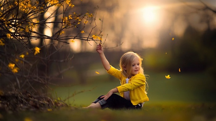 enfants fille nature printemps-photo fond d'écran Vues:12872