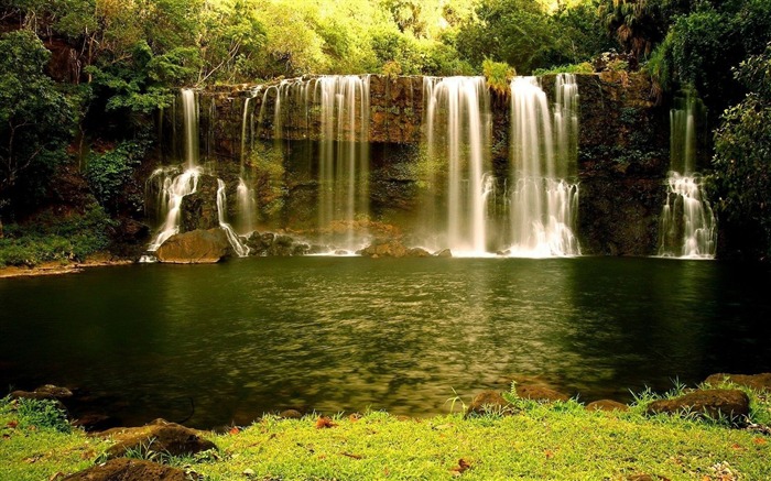 cascades d'eau verte-Fond d'écran Paysage Vues:10423