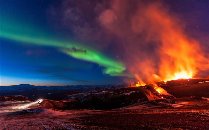 火山の上にオーロラ-写真の壁紙 ブラウズ:7835