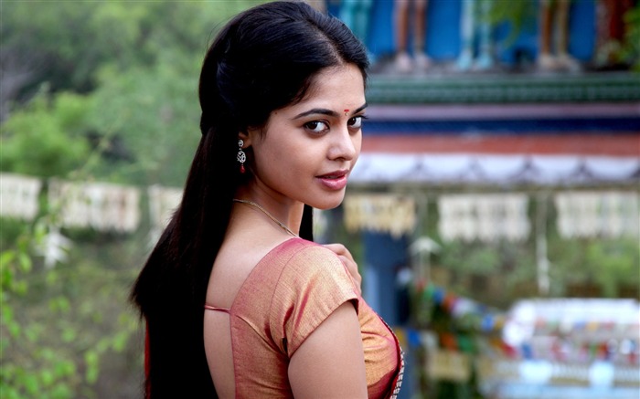 Bindu Madhavi-Photo Desktop Wallpaper Views:7492 Date:2015/9/4 9:59:35