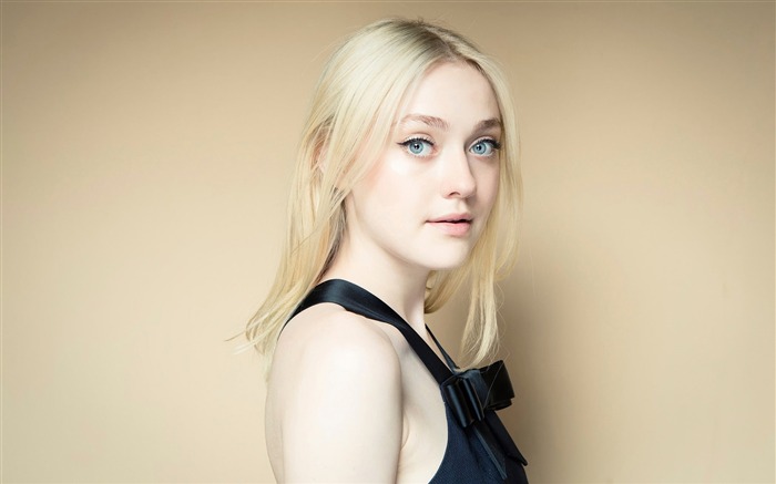 Dakota Fanning-Photo Desktop Wallpaper Views:8295 Date:2015/9/4 9:58:21