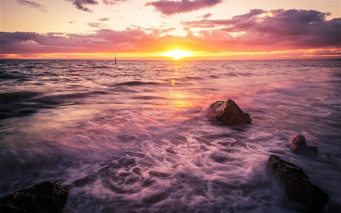 海冲浪夕阳-宽屏桌面壁纸 浏览:7915