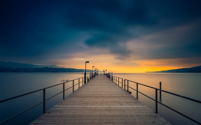 wooden pier towards-Photography Wallpaper Views:7261 Date:2015/9/25 10:25:14